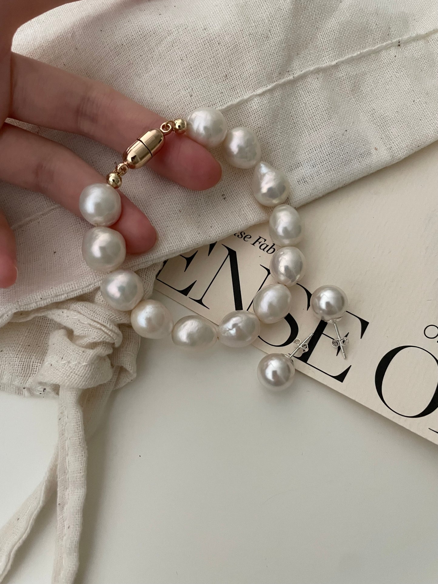 Baroque fresh water pearl bracelet