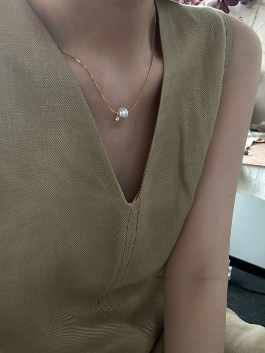 Lucky pearl Sterling silver freshwater pearl dainty necklace tiny pearl necklace bridesmaid gift