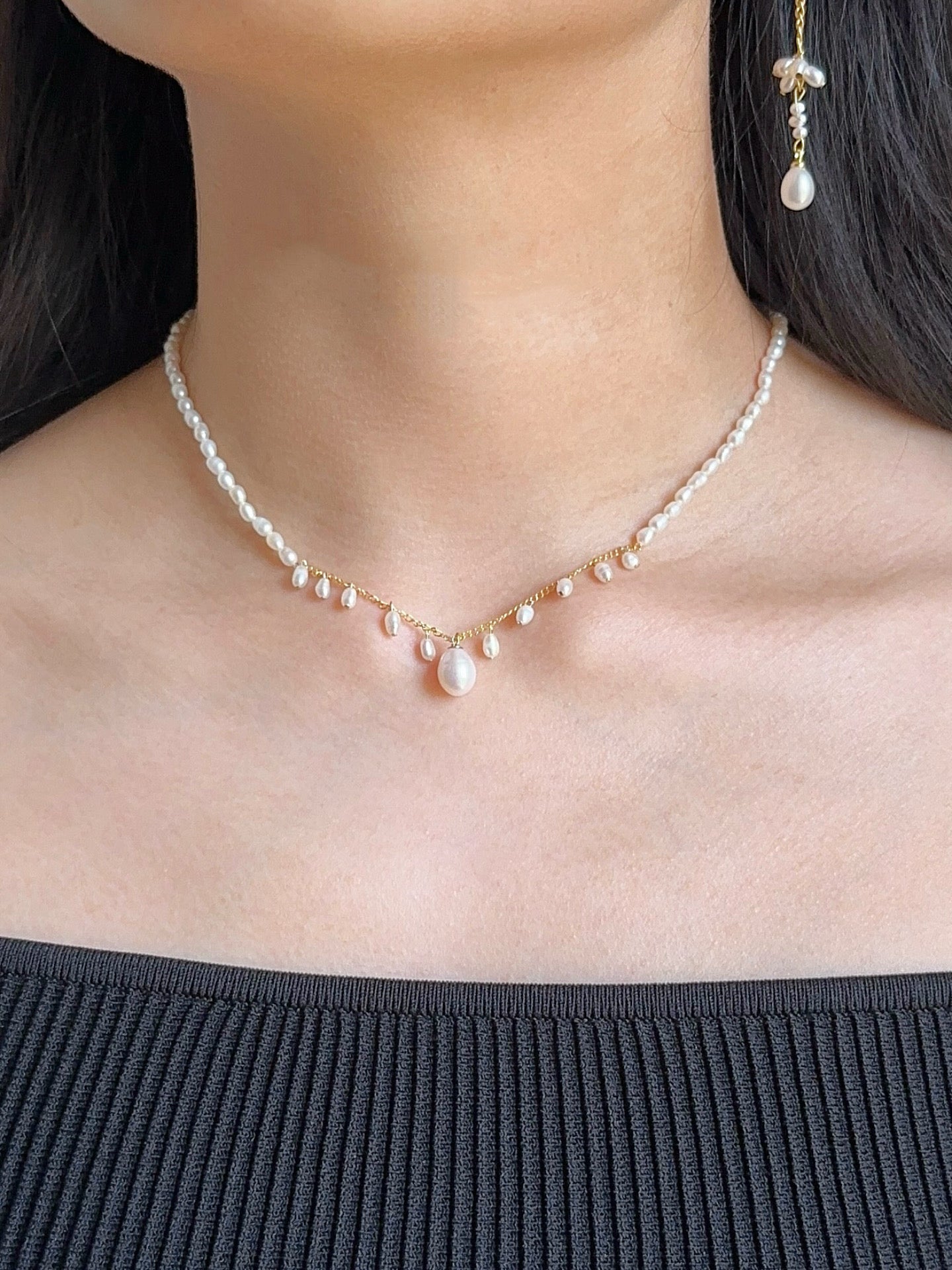 Pearl Droplets Motif Freshwater Pearl Necklace