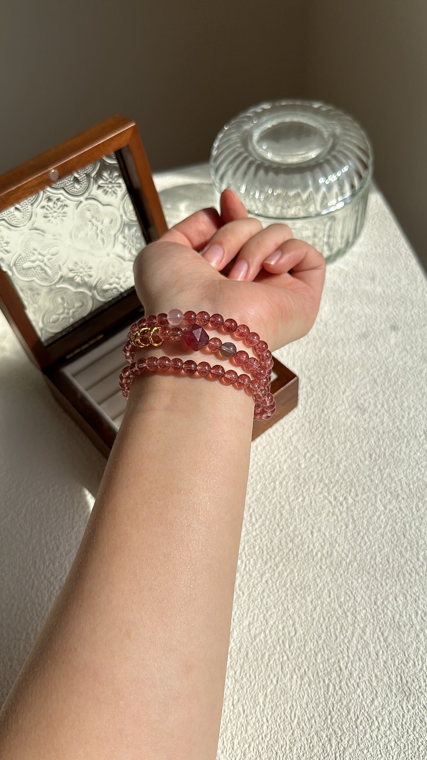 Strawberry tea time strawberry quartz bracelet