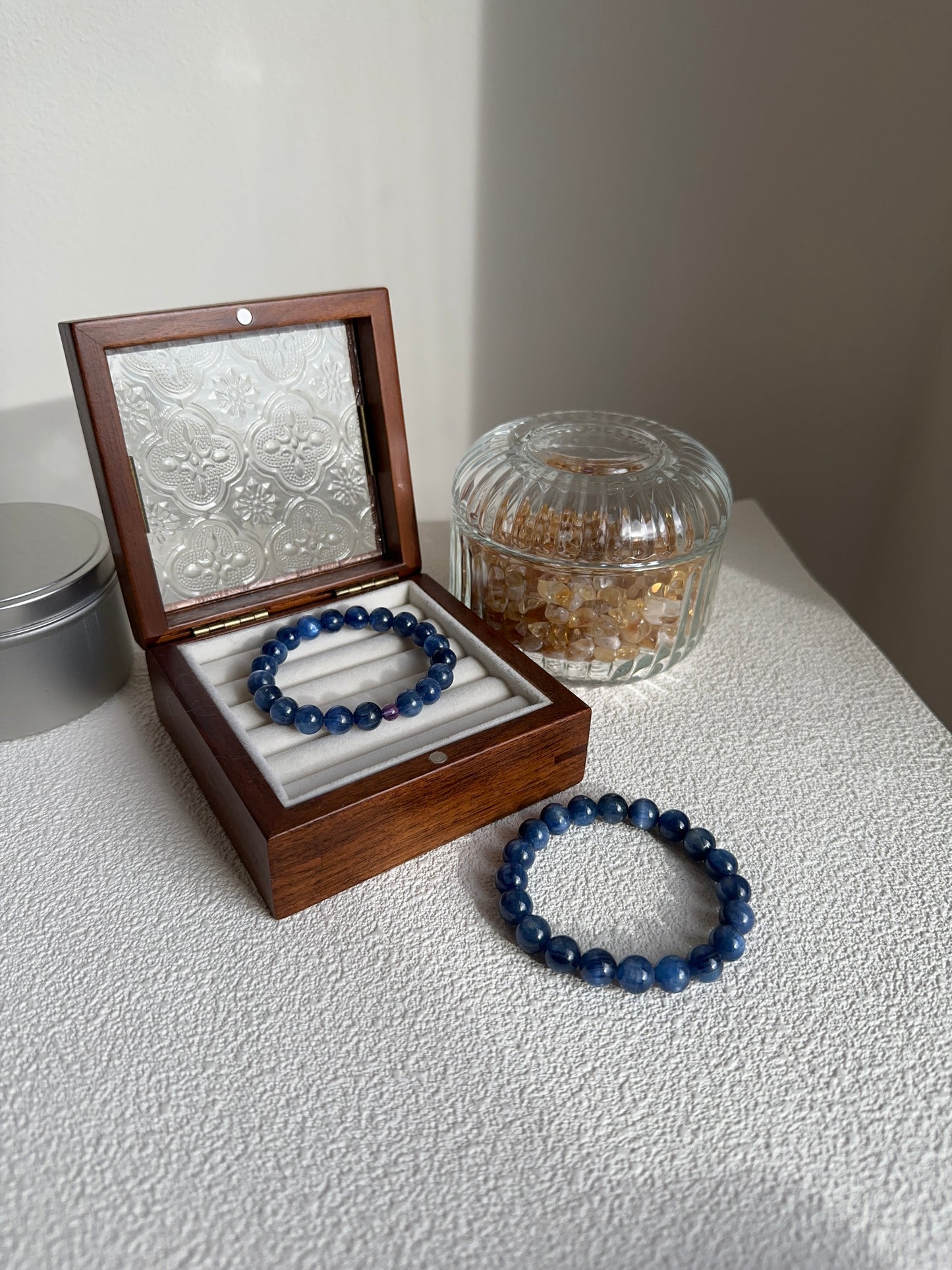 Kyanite bead bracelet