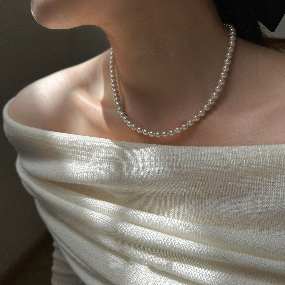 Crystal pearl necklace - white