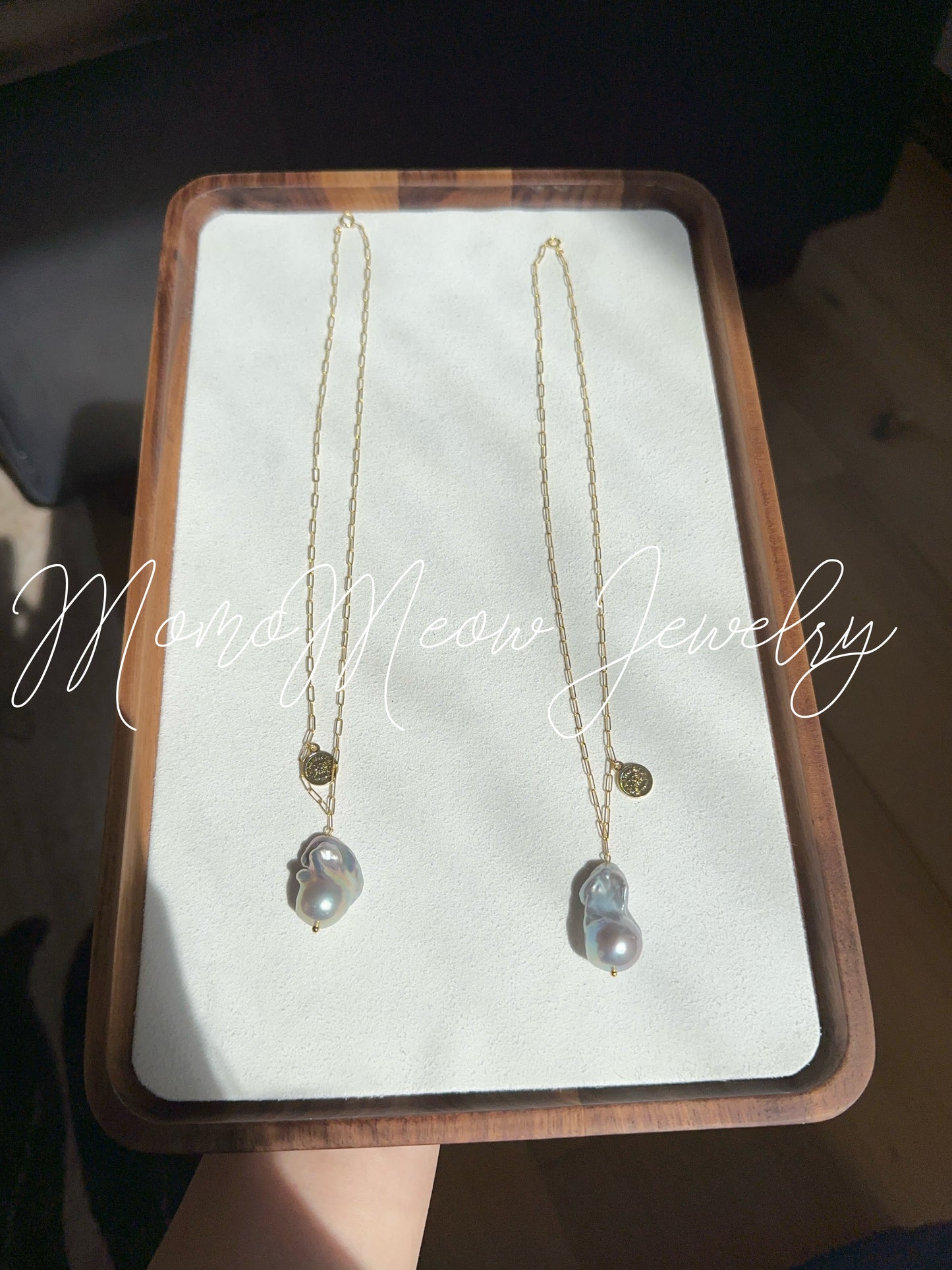 Grey baroque pearl necklace