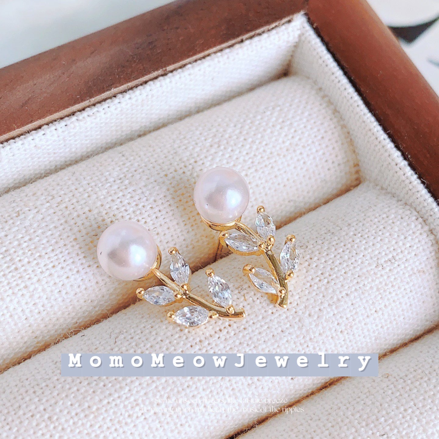 A pearl rose ear stud｜一枝玫瑰 耳钉